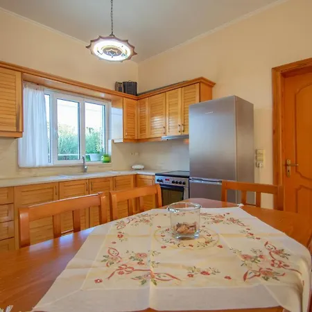 Artemis House Holiday home *